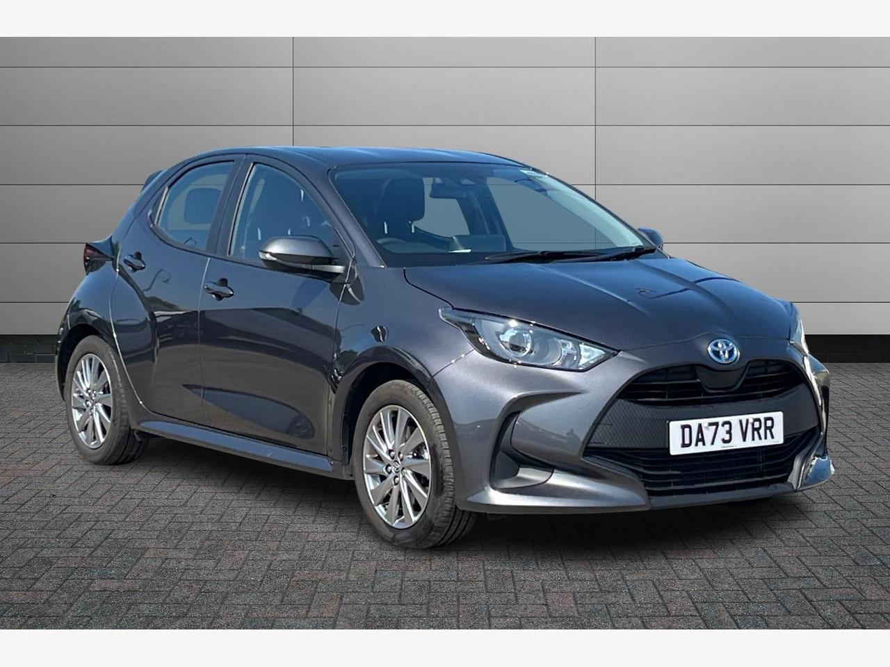 Main listing image - Toyota Yaris