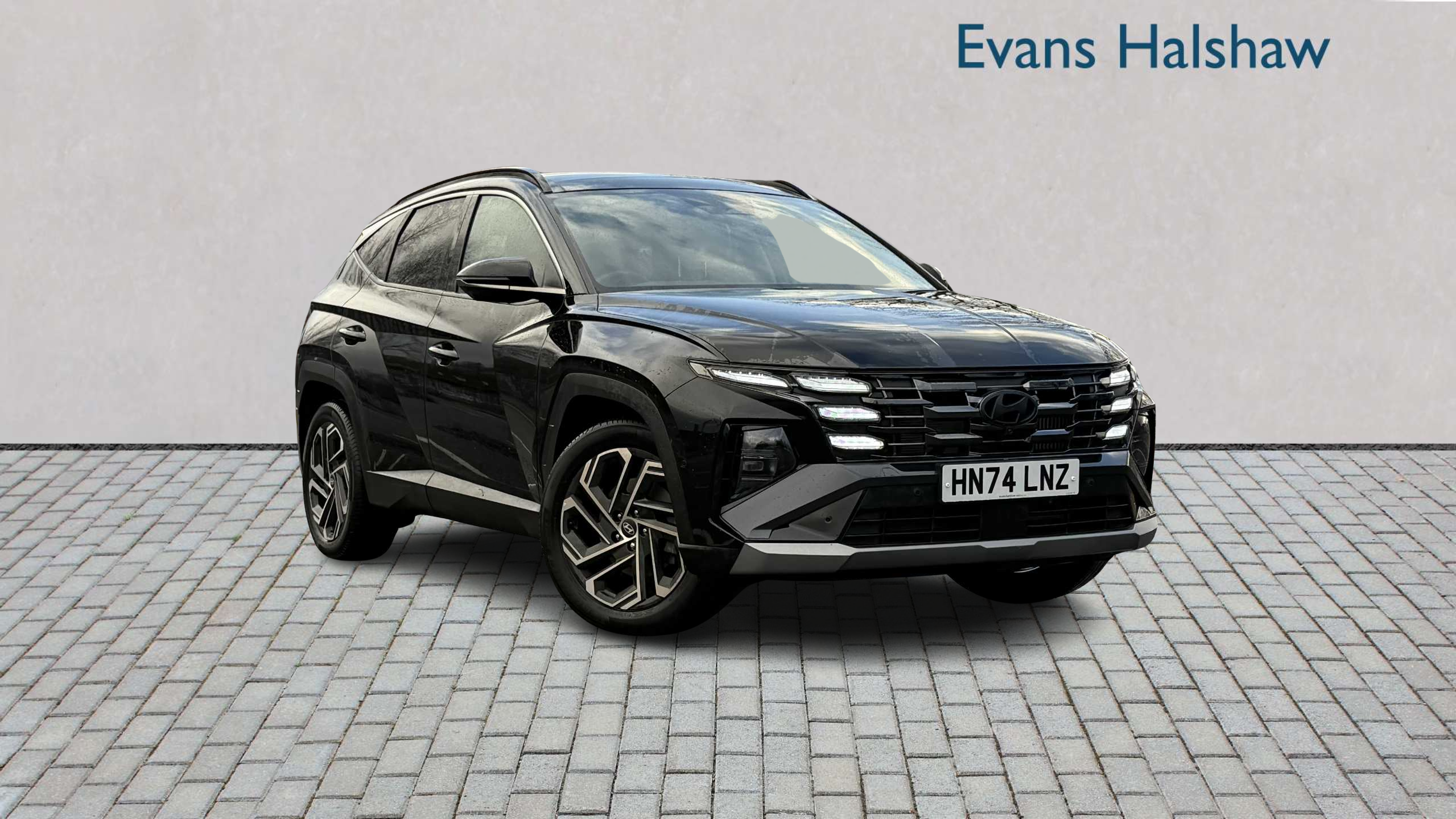 Main listing image - Hyundai Tucson