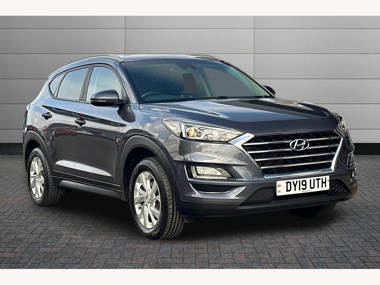 Main listing image - Hyundai Tucson