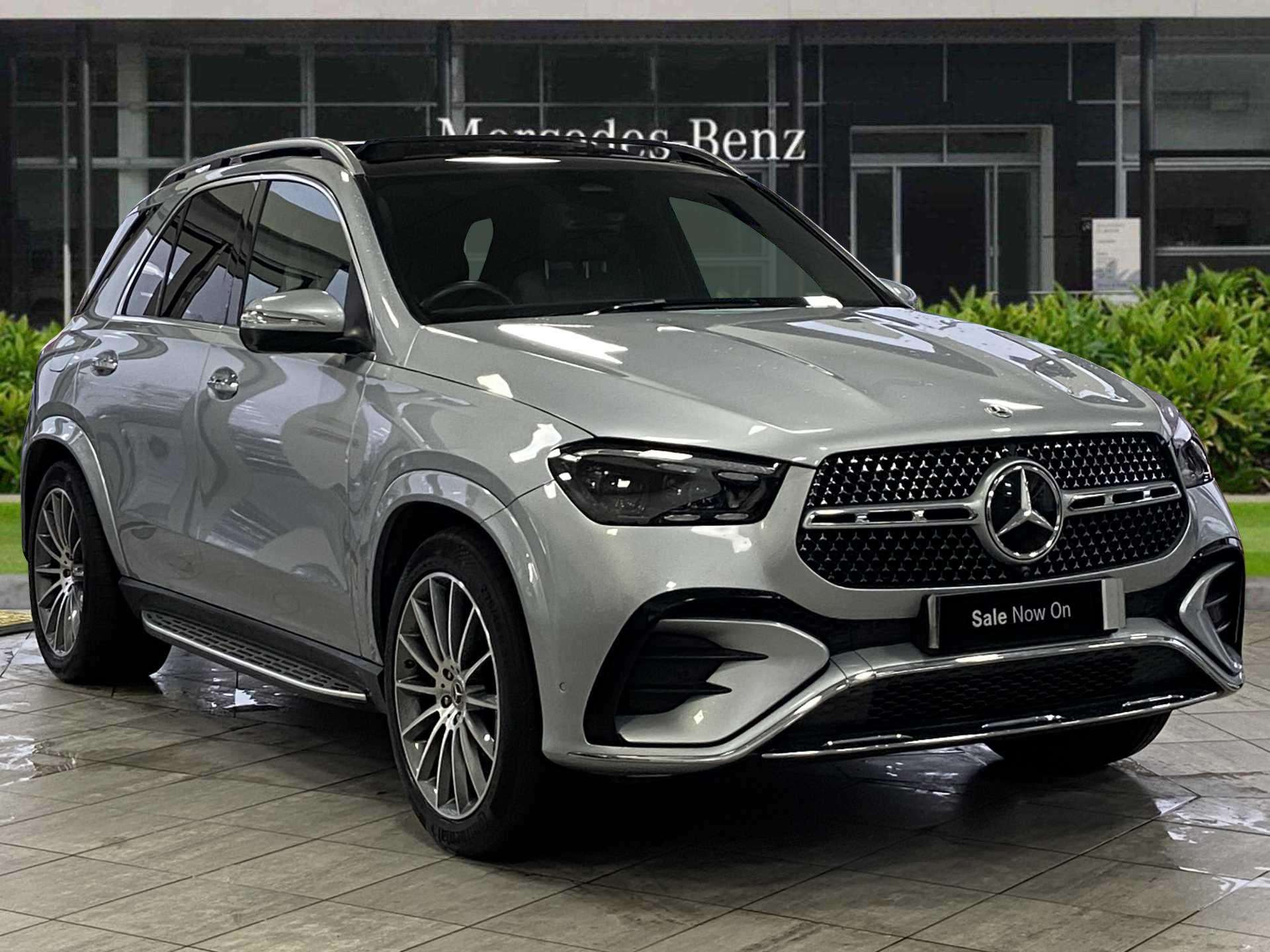 Main listing image - Mercedes-Benz GLE