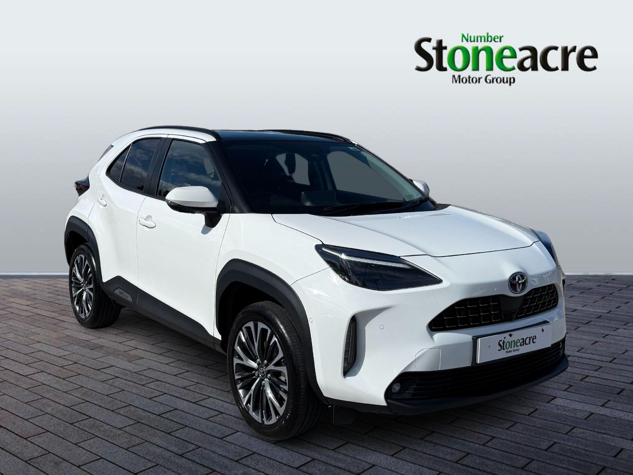 Main listing image - Toyota Yaris Cross