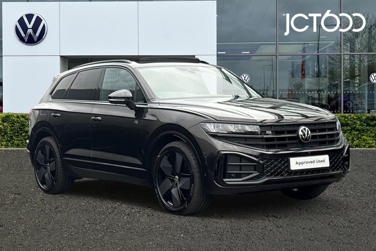 Main listing image - Volkswagen Touareg