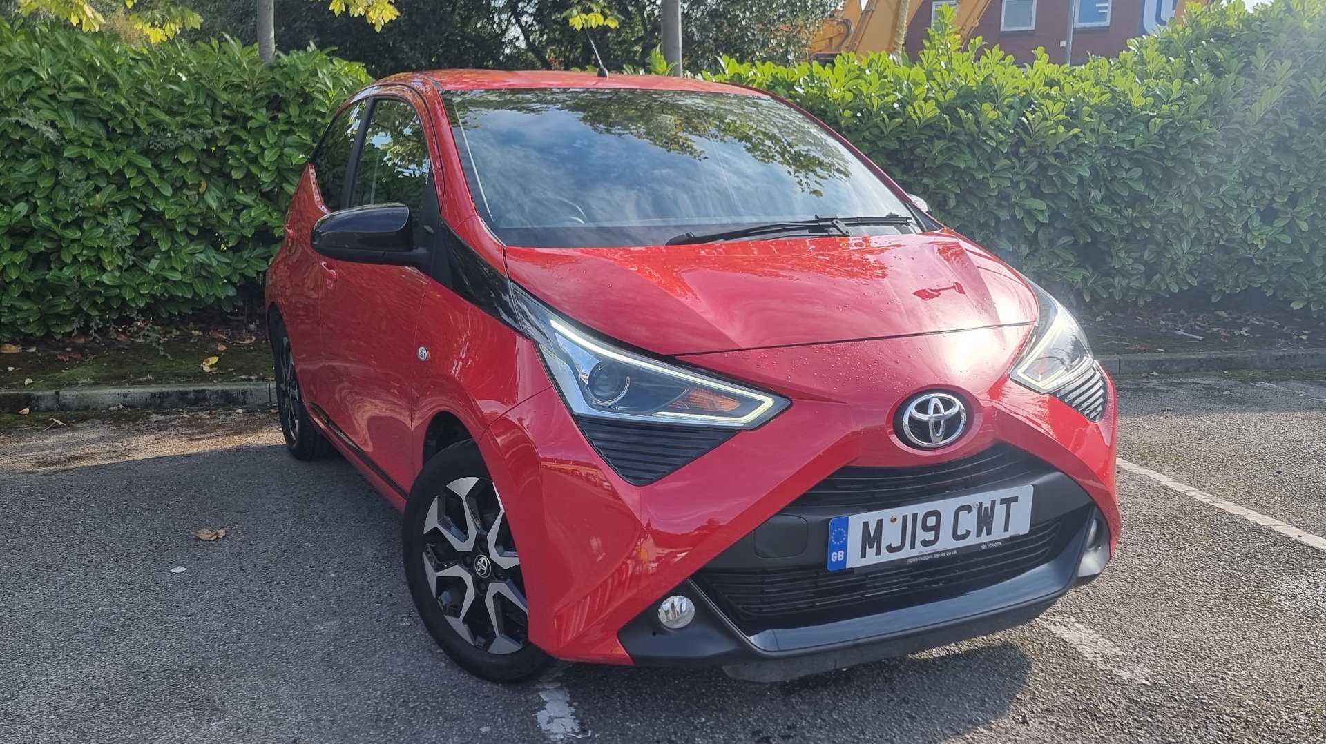 Main listing image - Toyota Aygo