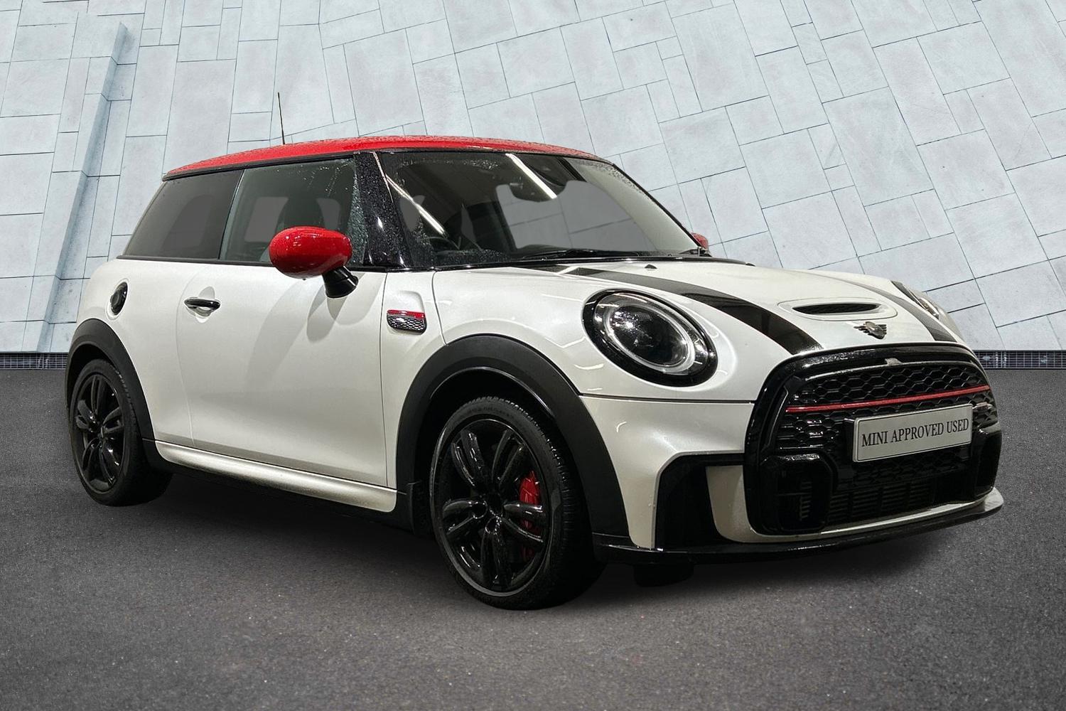 Main listing image - MINI Hatchback