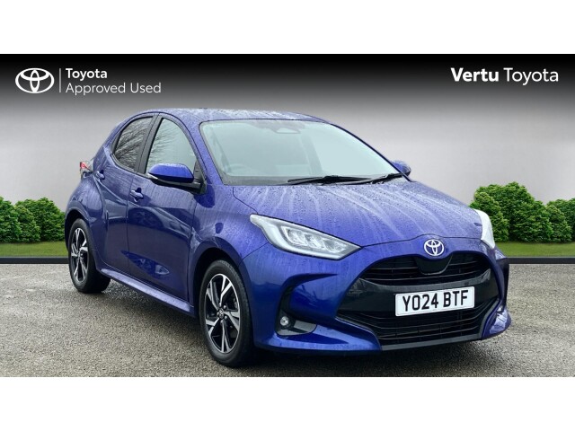Main listing image - Toyota Yaris