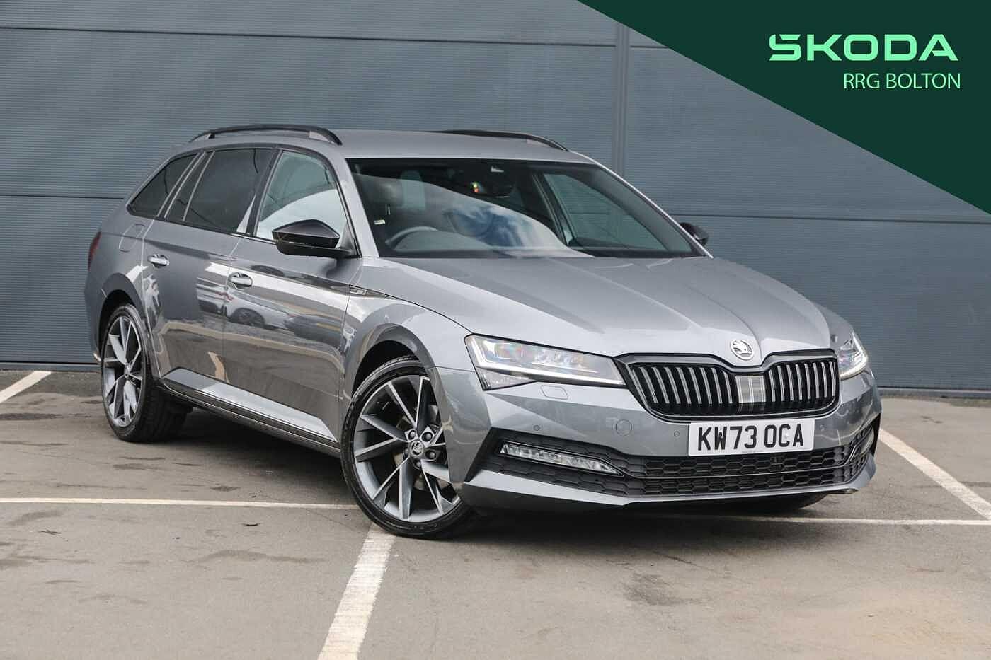 Main listing image - Skoda Superb Estate