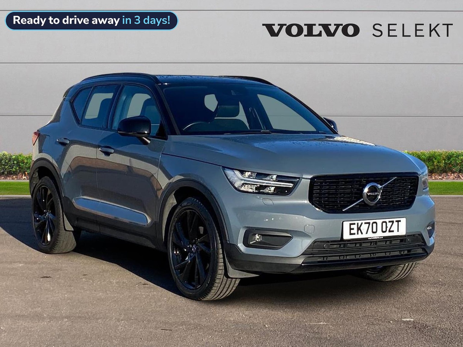 Main listing image - Volvo XC40