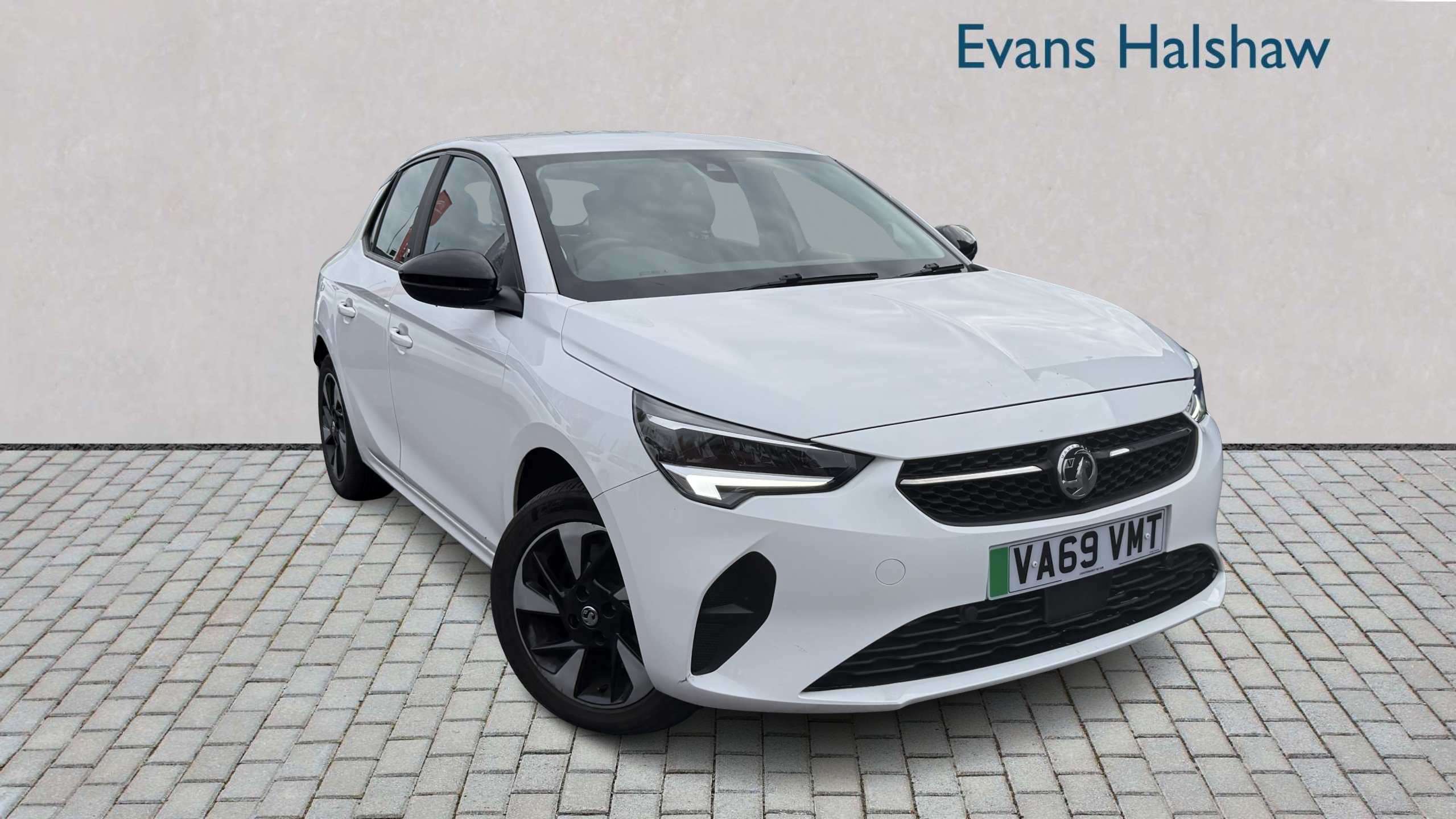 Main listing image - Vauxhall Corsa e