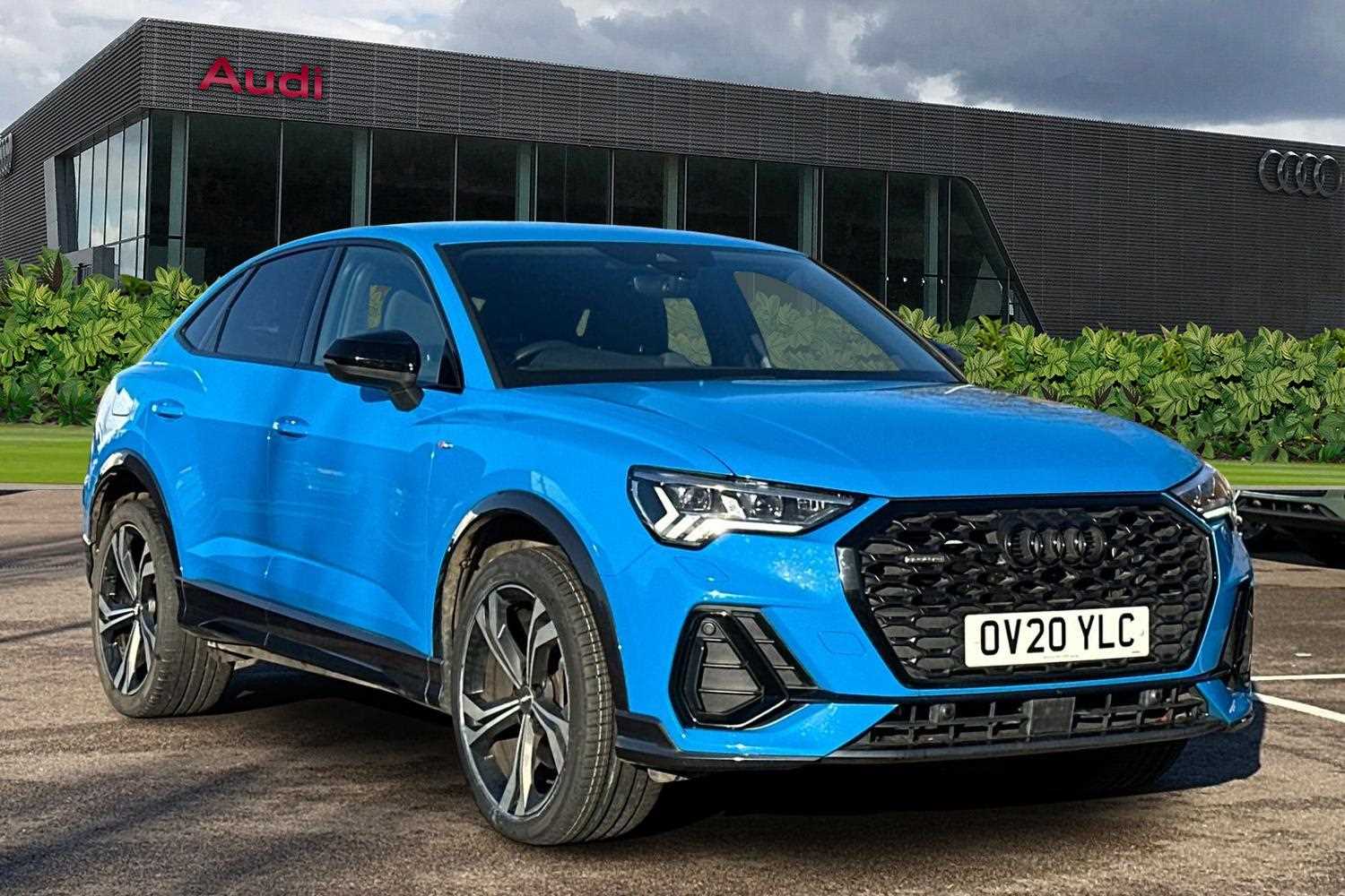 Main listing image - Audi Q3