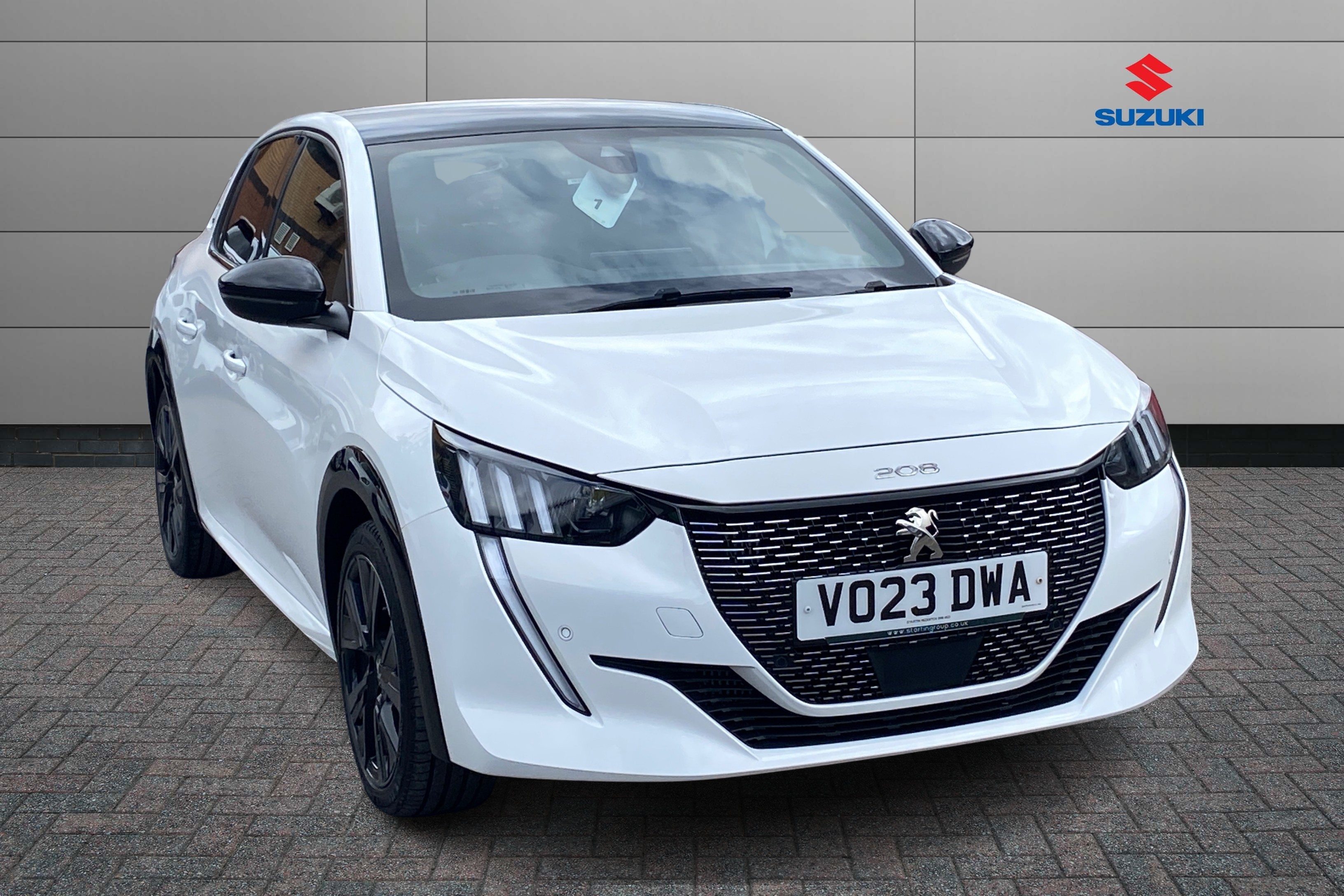 Main listing image - Peugeot 208