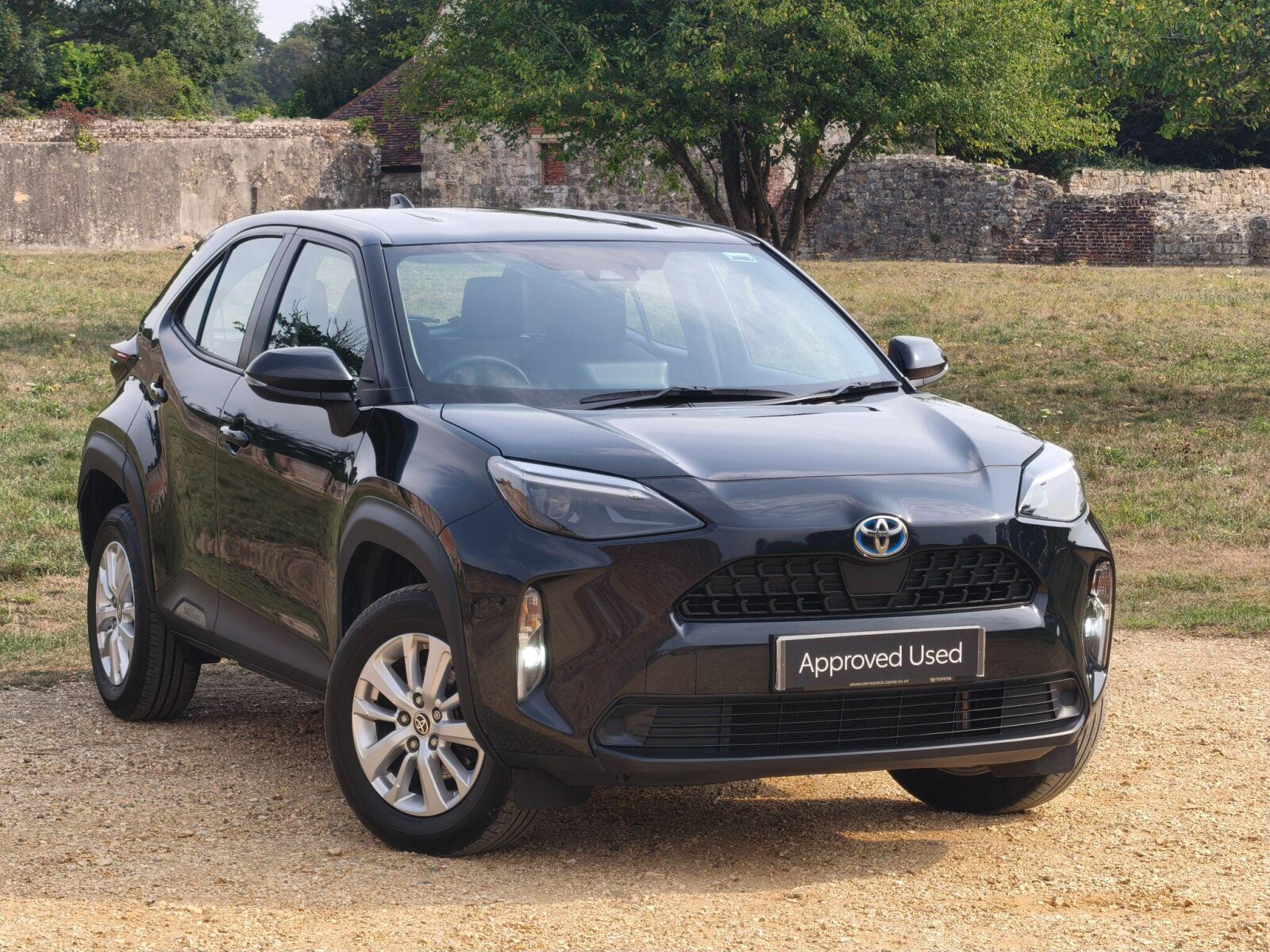 Main listing image - Toyota Yaris Cross