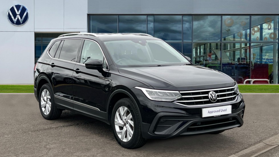 Main listing image - Volkswagen Tiguan Allspace