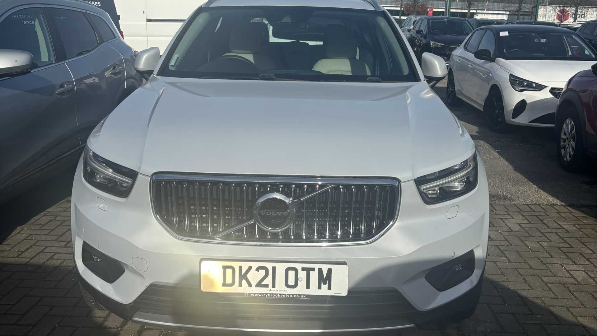 Main listing image - Volvo XC40