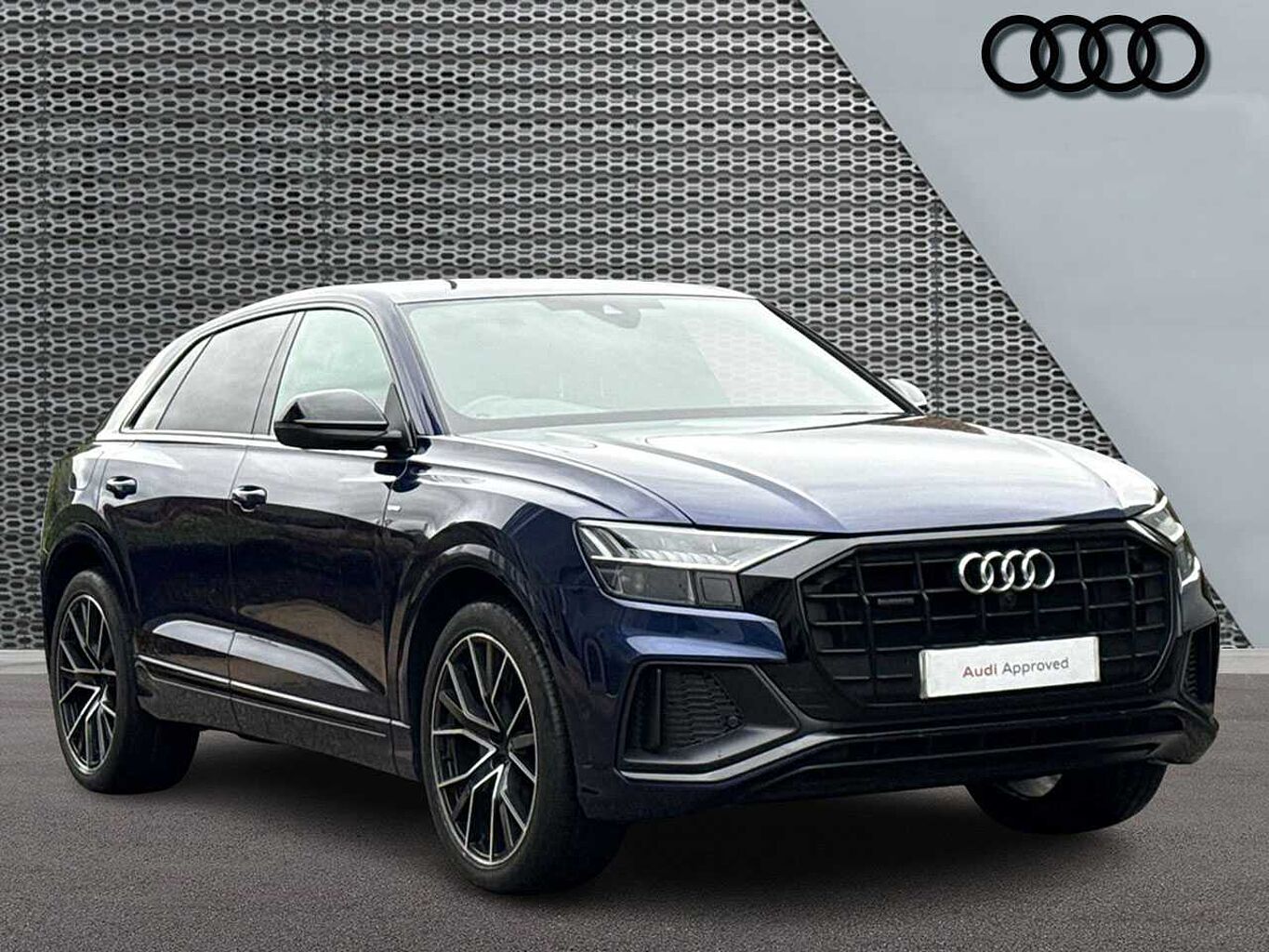 Main listing image - Audi Q8