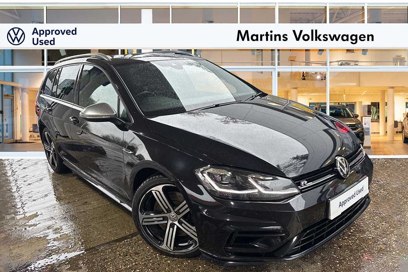 Main listing image - Volkswagen Golf Estate