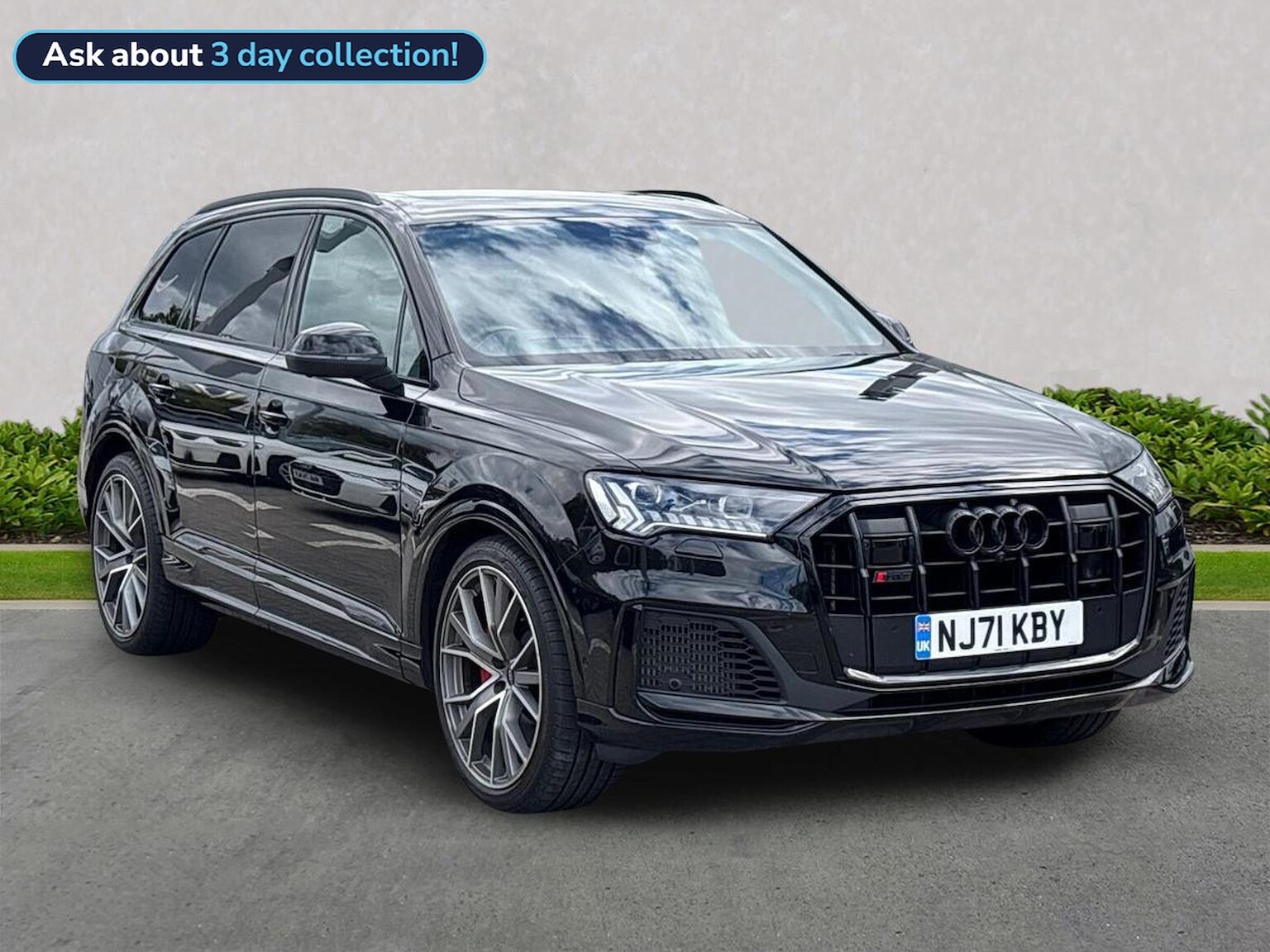 Main listing image - Audi Q7