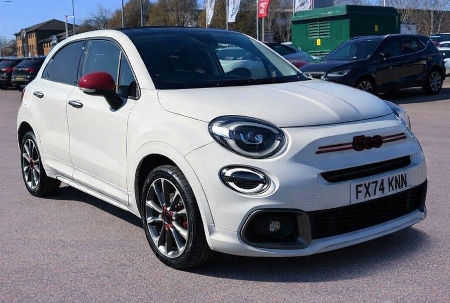Main listing image - Fiat 500X