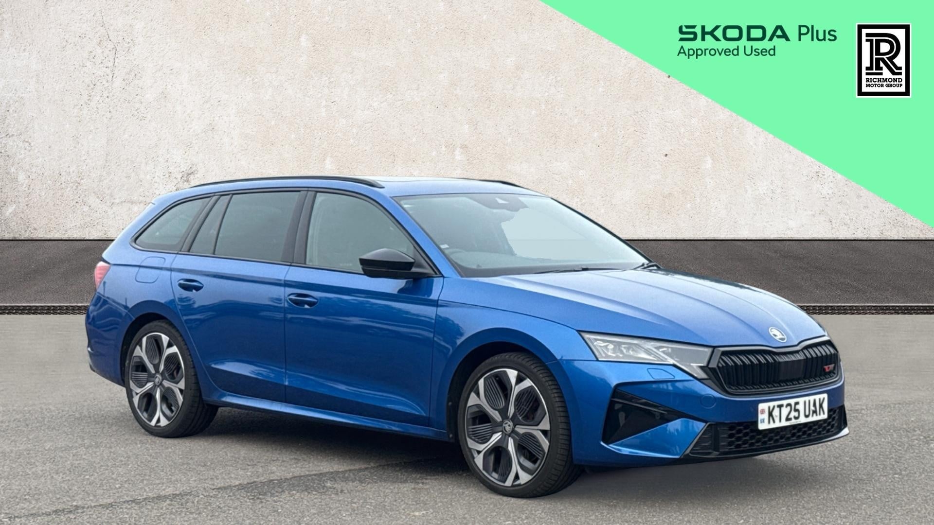 Main listing image - Skoda Octavia Estate