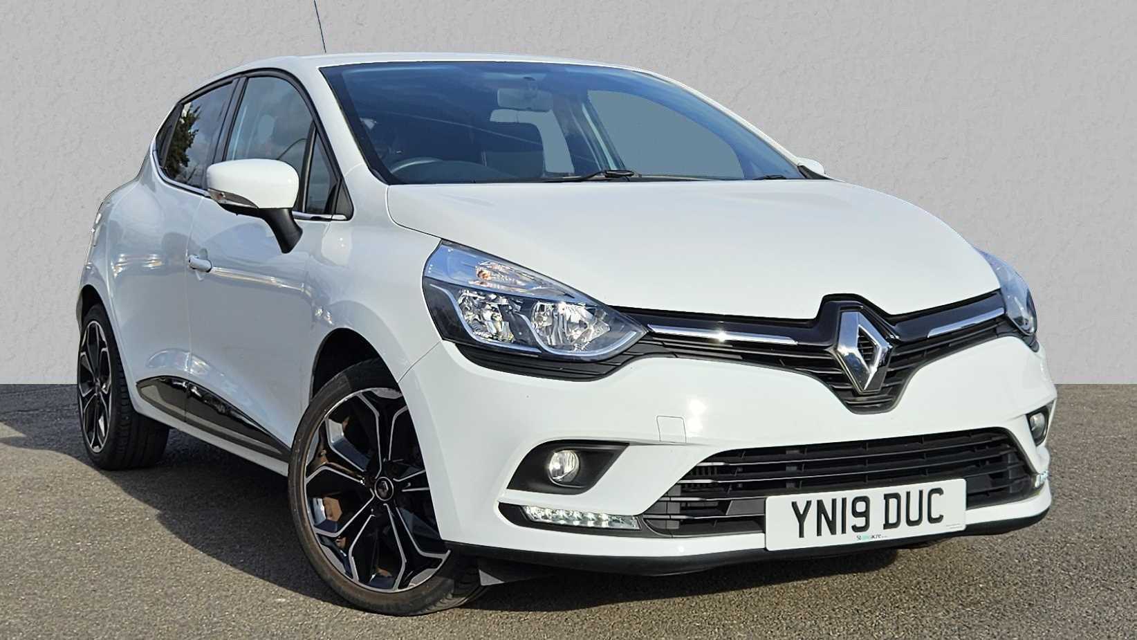 Main listing image - Renault Clio