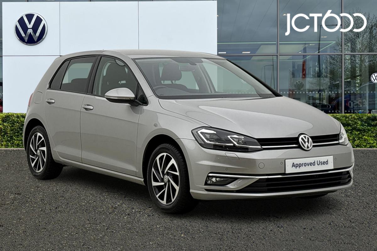 Main listing image - Volkswagen Golf