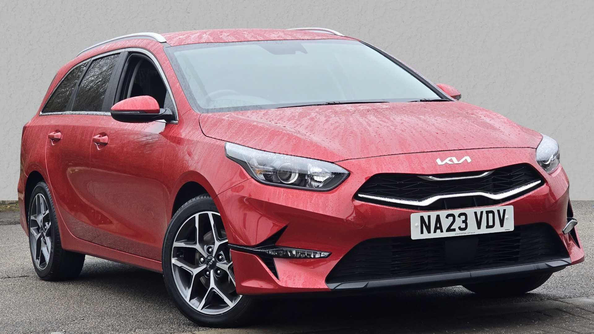 Main listing image - Kia Ceed SW