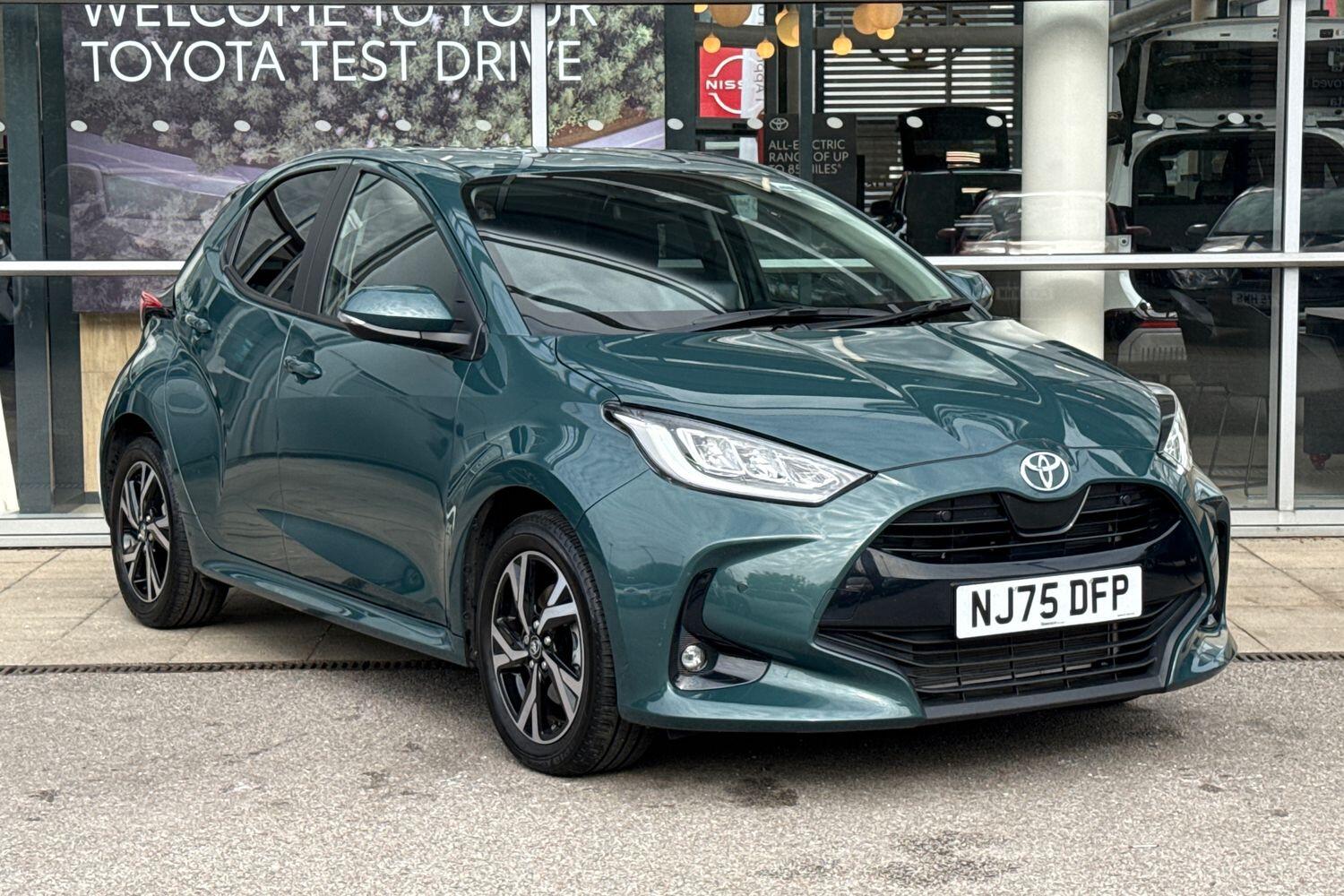 Main listing image - Toyota Yaris