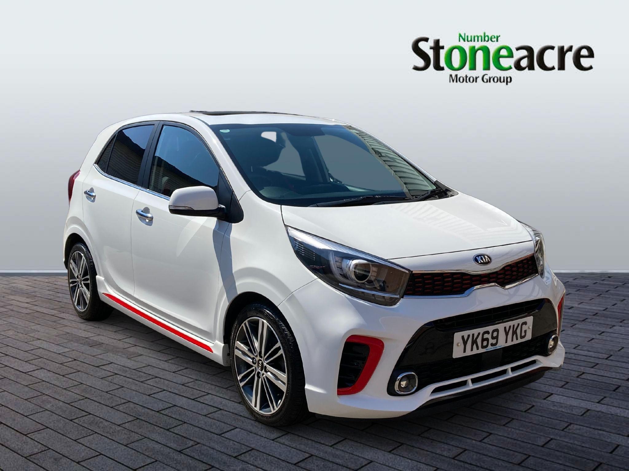 Main listing image - Kia Picanto