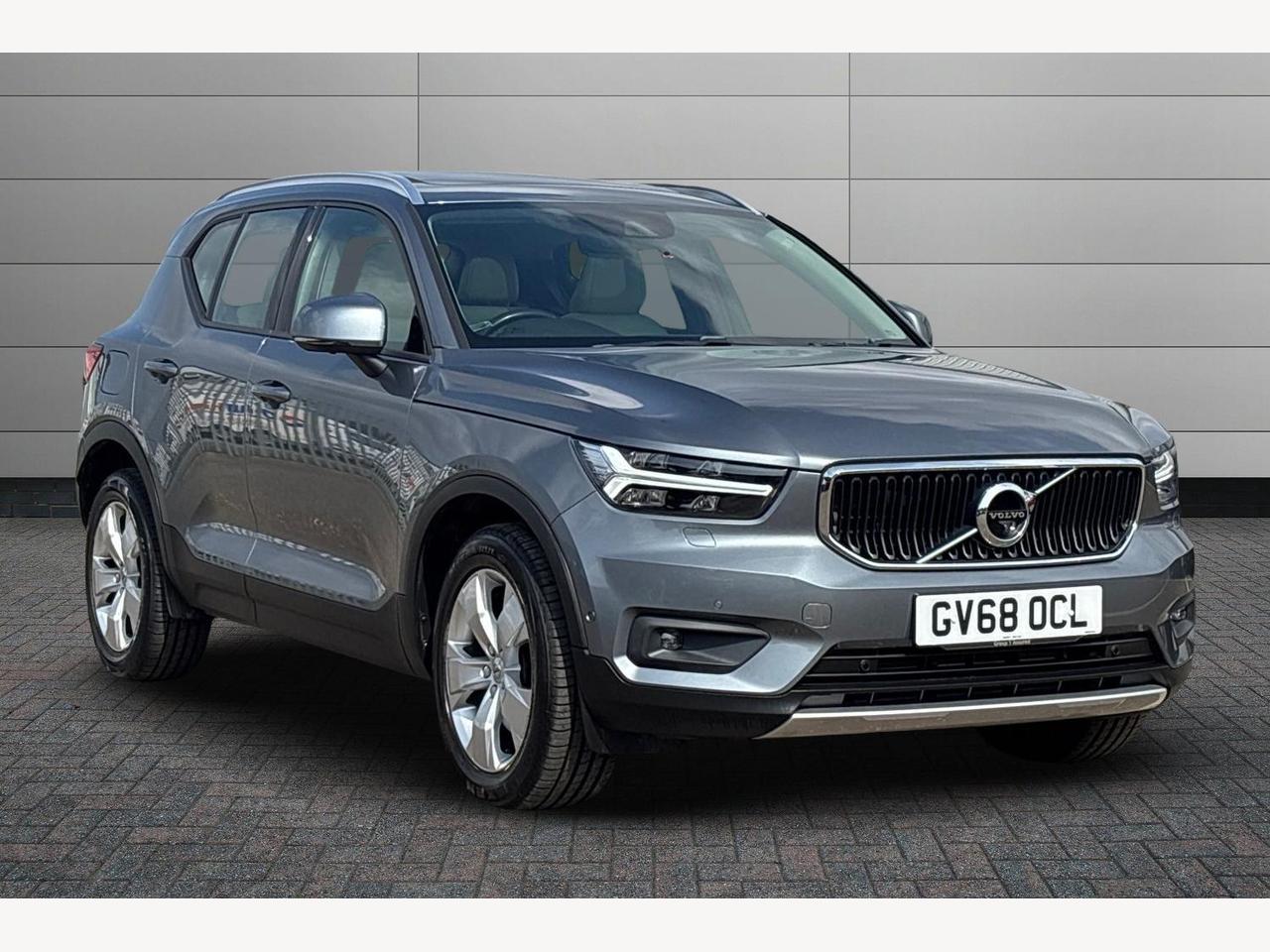 Main listing image - Volvo XC40