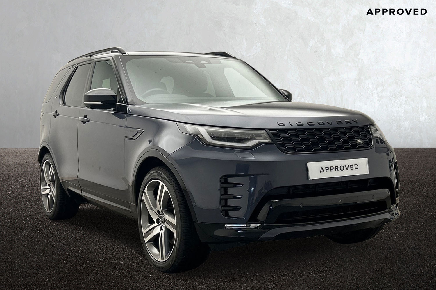 Main listing image - Land Rover Discovery