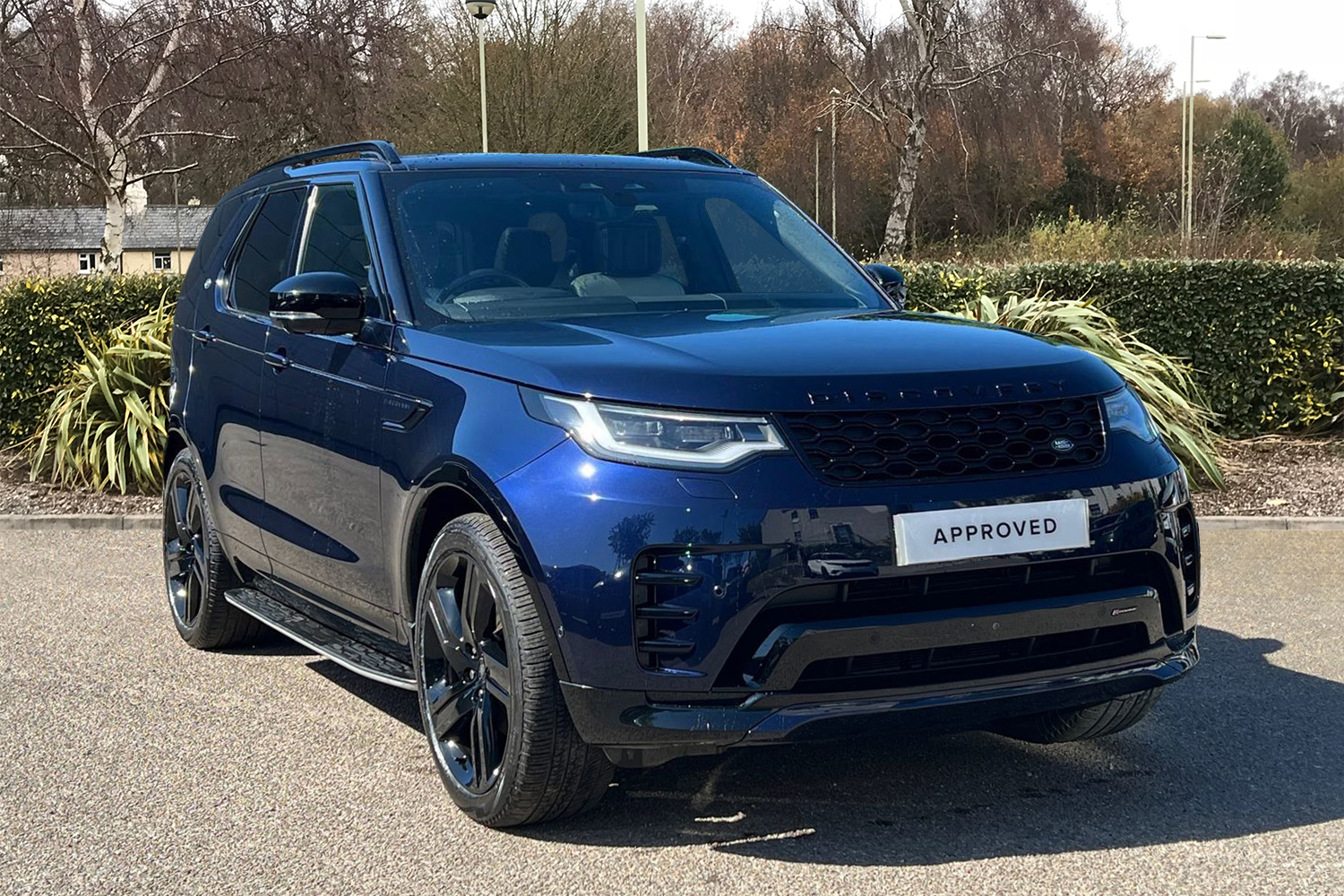Main listing image - Land Rover Discovery
