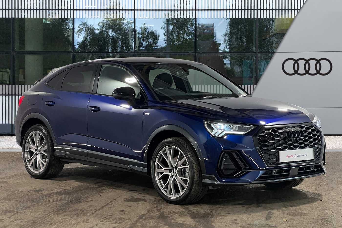 Main listing image - Audi Q3
