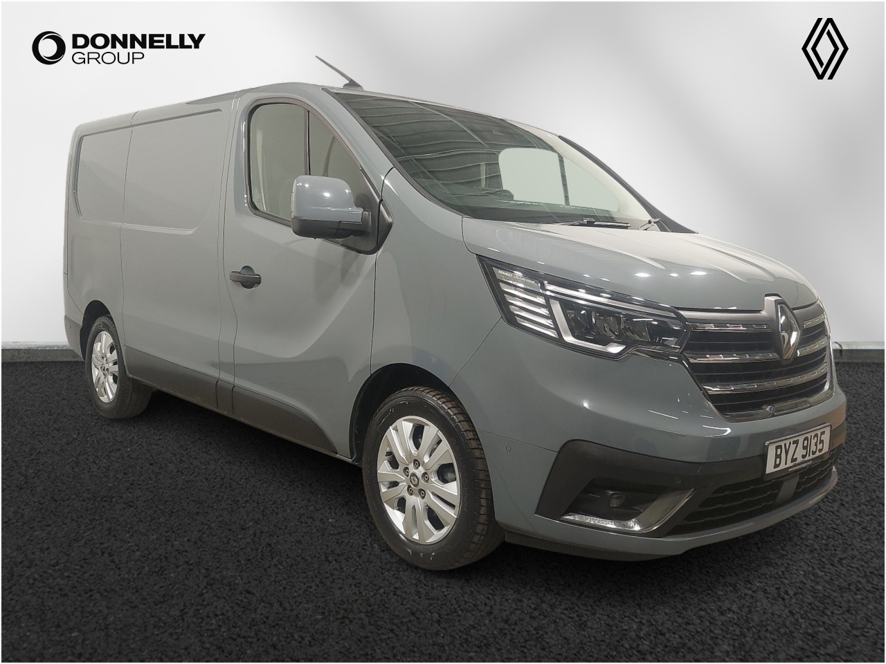 Main listing image - Renault Trafic