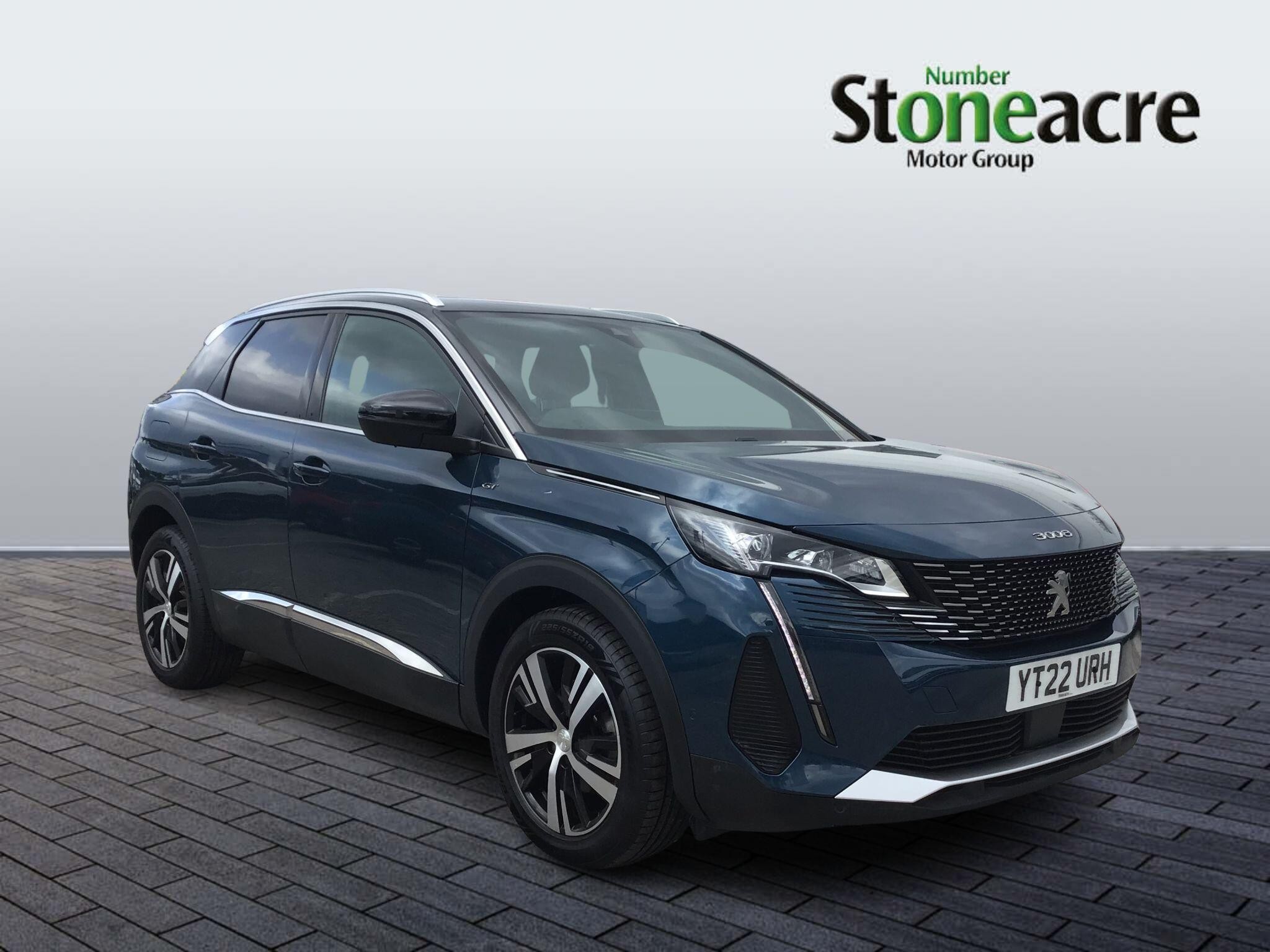 Main listing image - Peugeot 3008