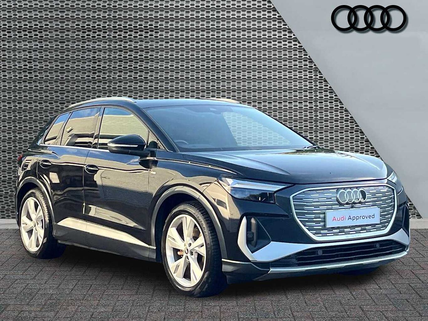 Main listing image - Audi Q4