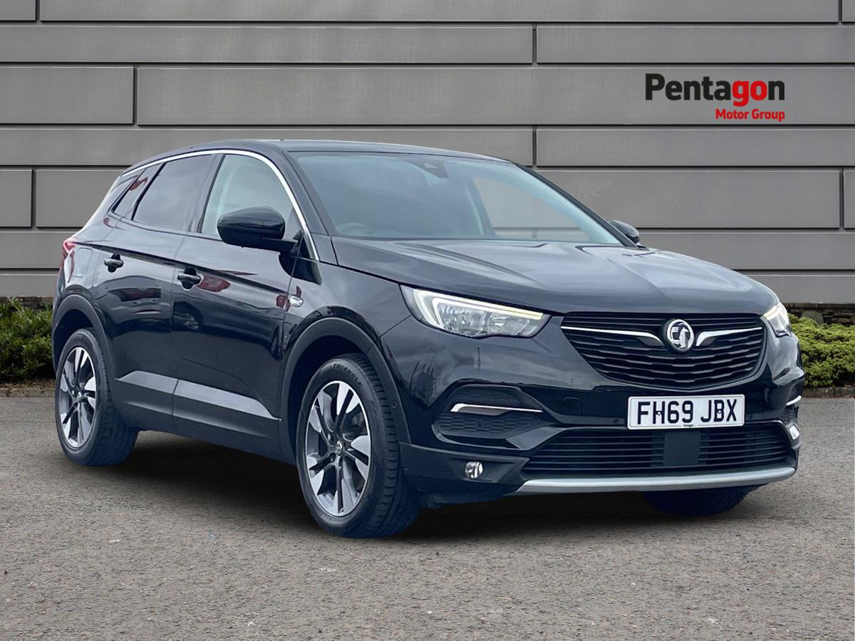 Main listing image - Vauxhall Grandland X
