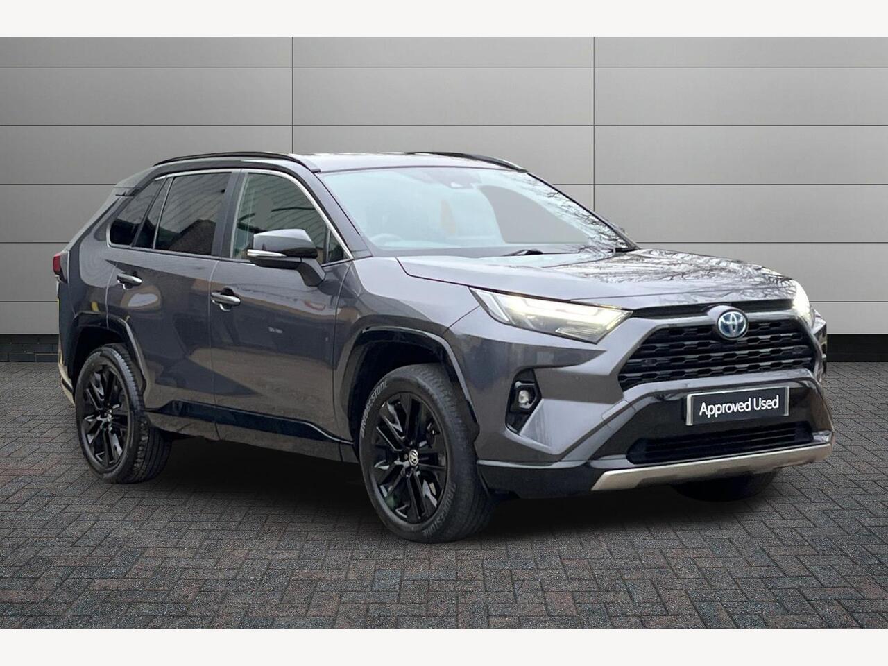 Main listing image - Toyota RAV4