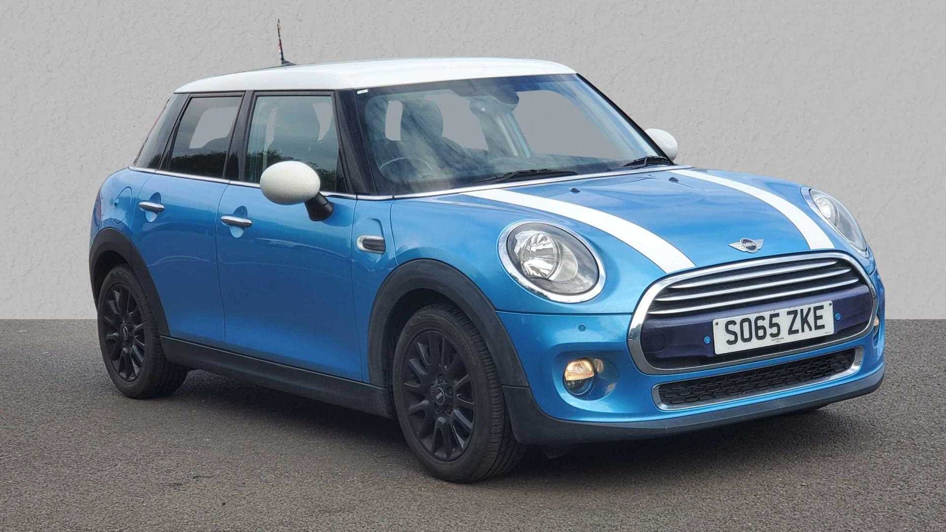 Main listing image - MINI Hatchback 5dr