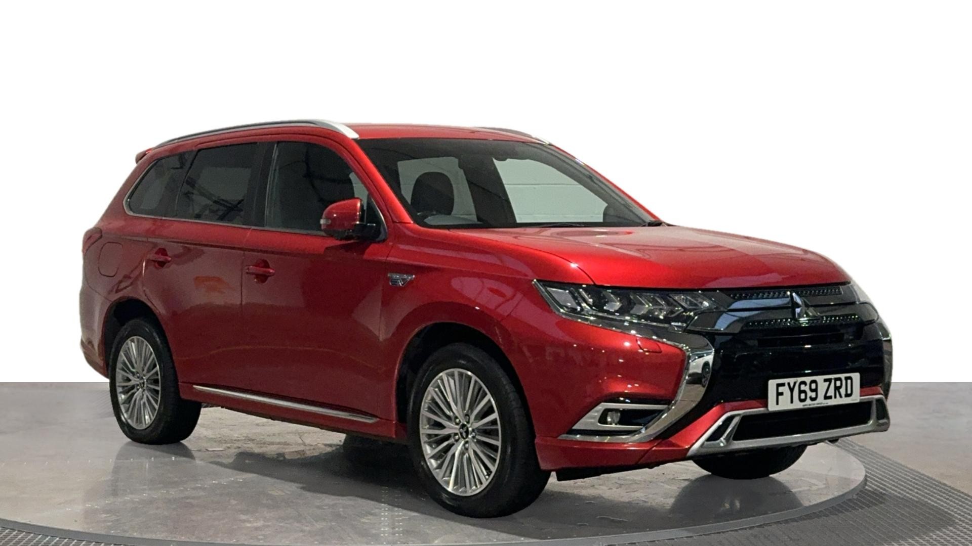 Main listing image - Mitsubishi Outlander