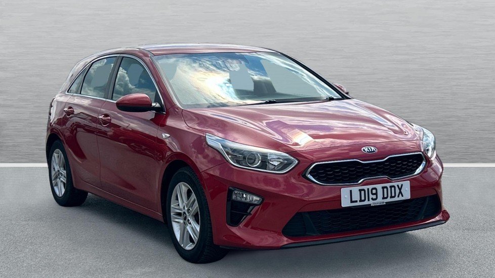 Main listing image - Kia Ceed