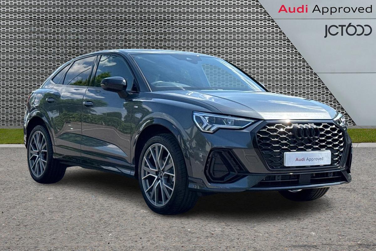 Main listing image - Audi Q3