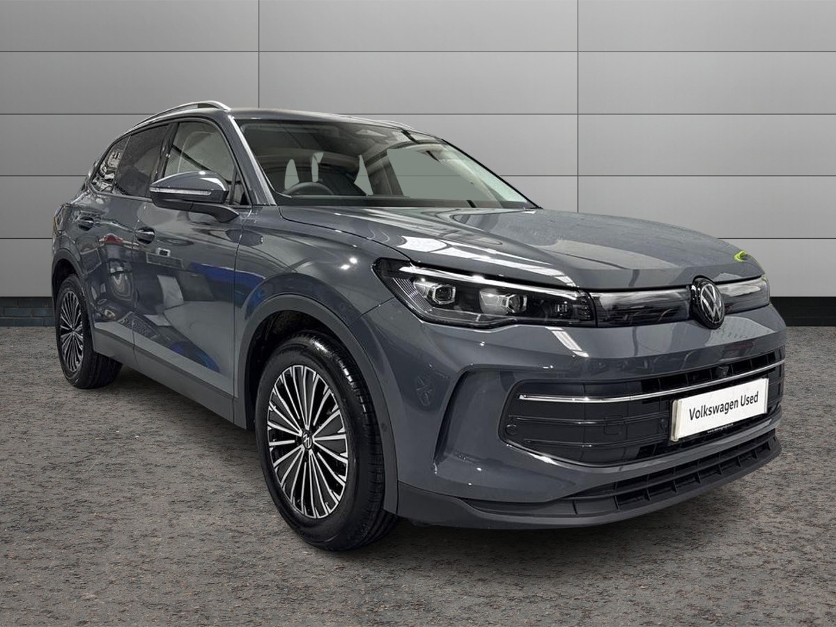 Main listing image - Volkswagen Tiguan
