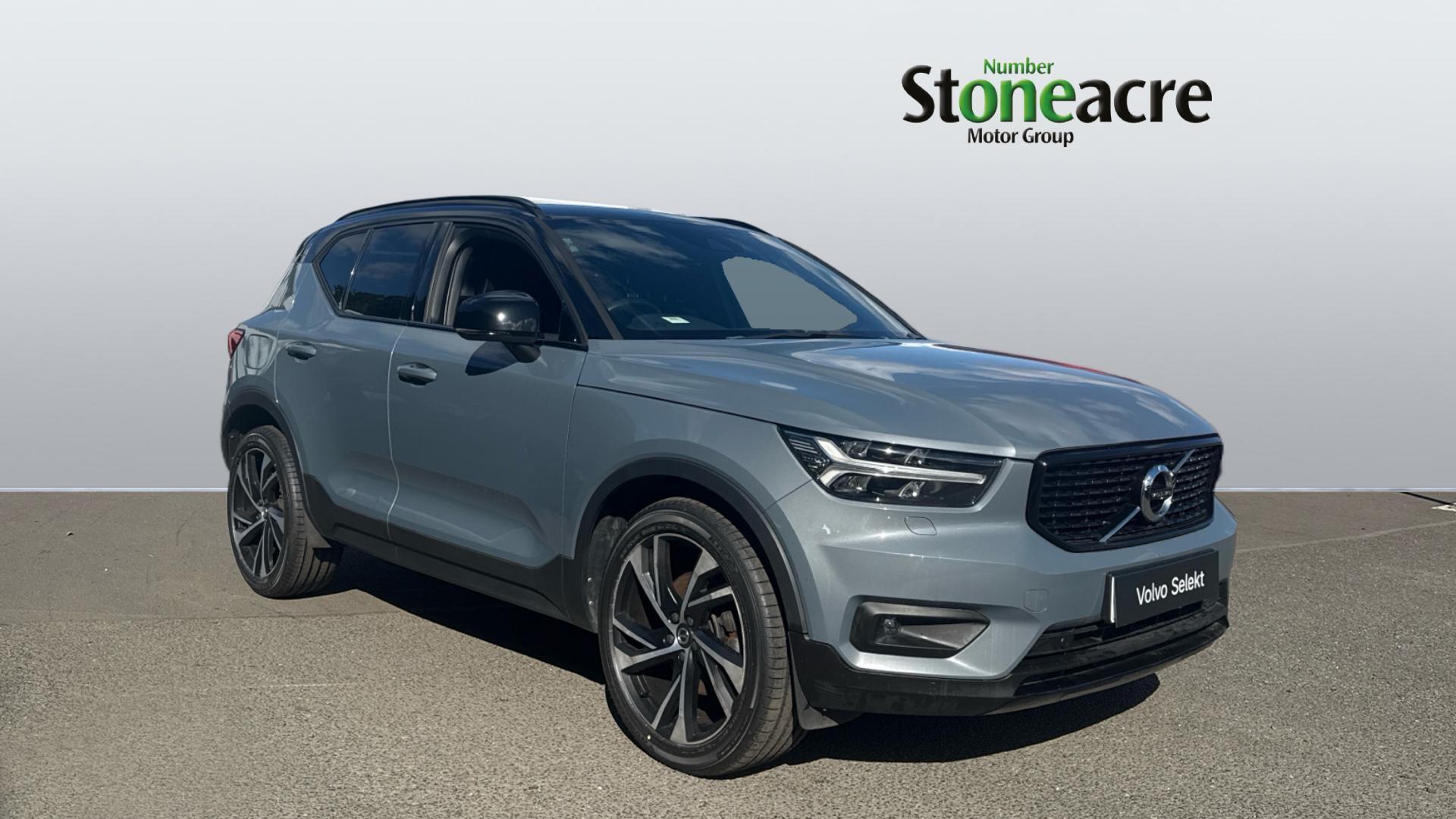 Main listing image - Volvo XC40