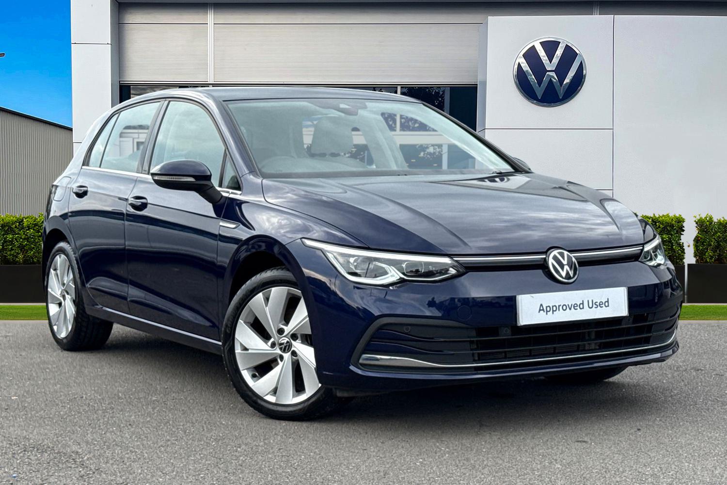 Main listing image - Volkswagen Golf
