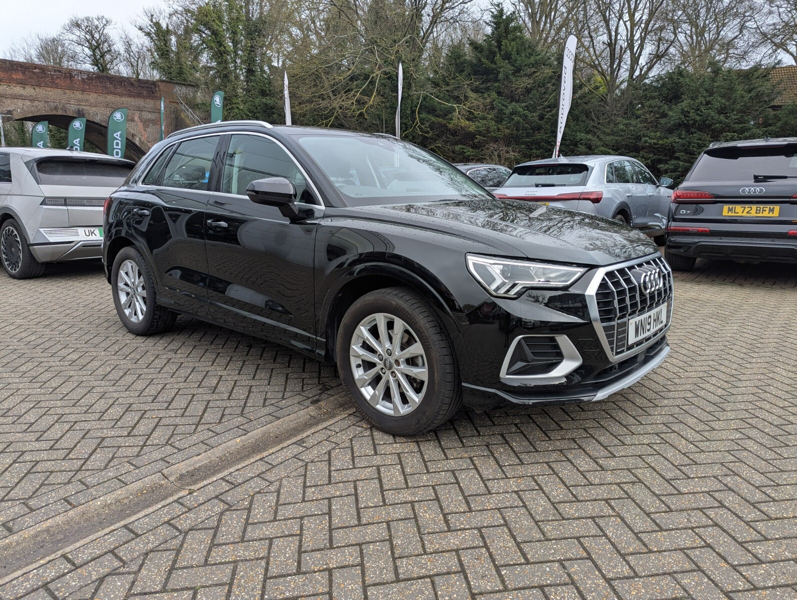Main listing image - Audi Q3