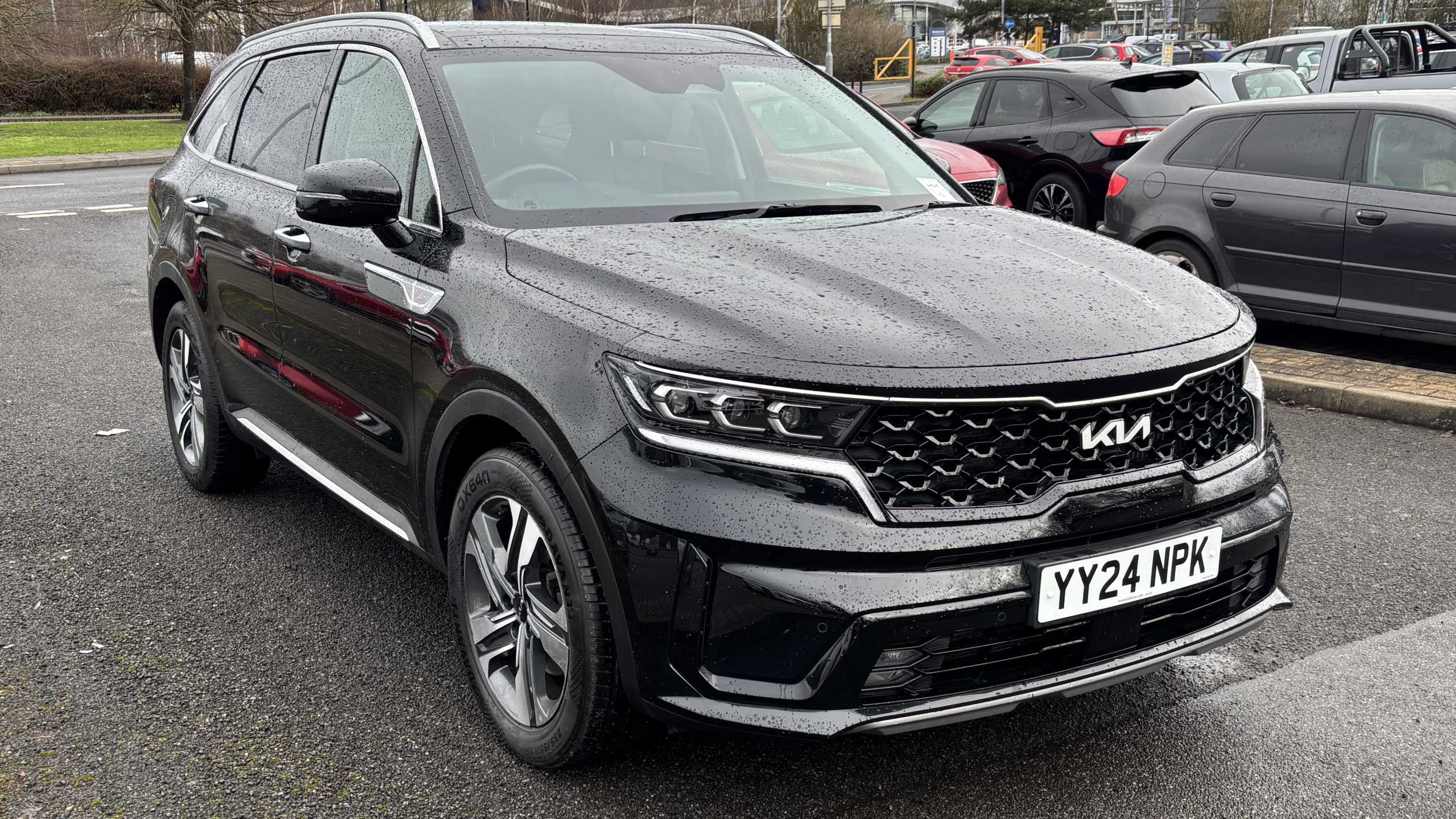 Main listing image - Kia Sorento