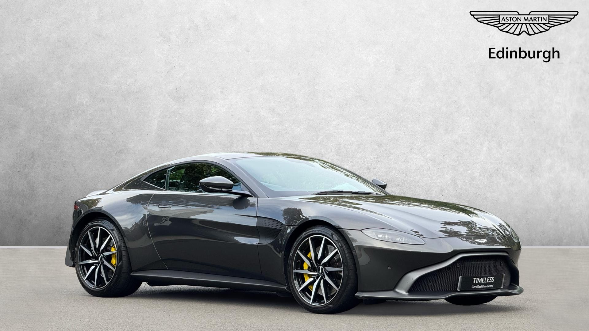 Main listing image - Aston Martin Vantage