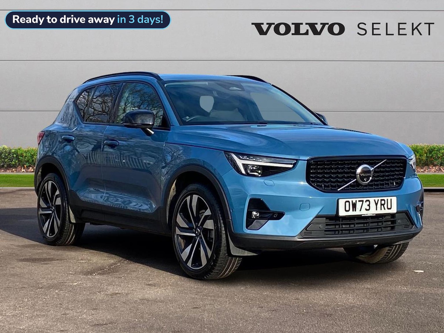 Main listing image - Volvo XC40