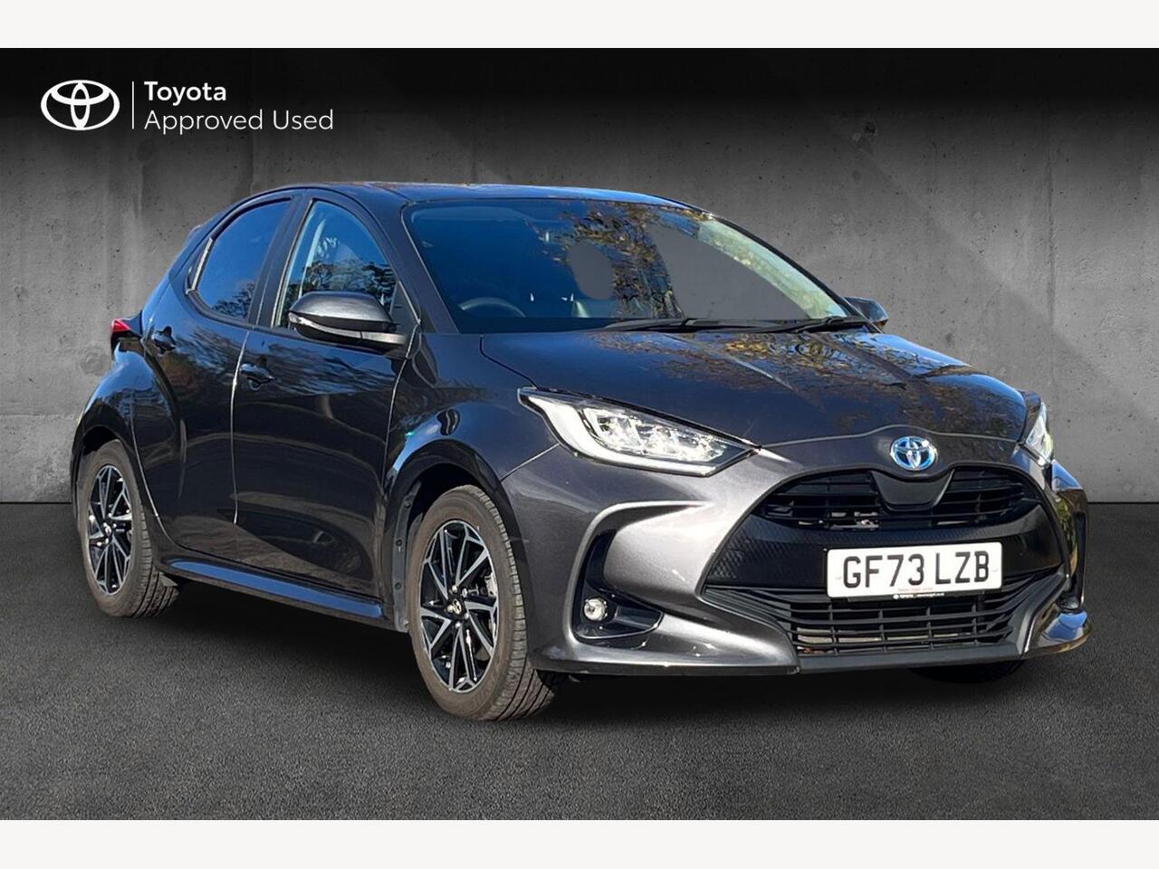 Main listing image - Toyota Yaris