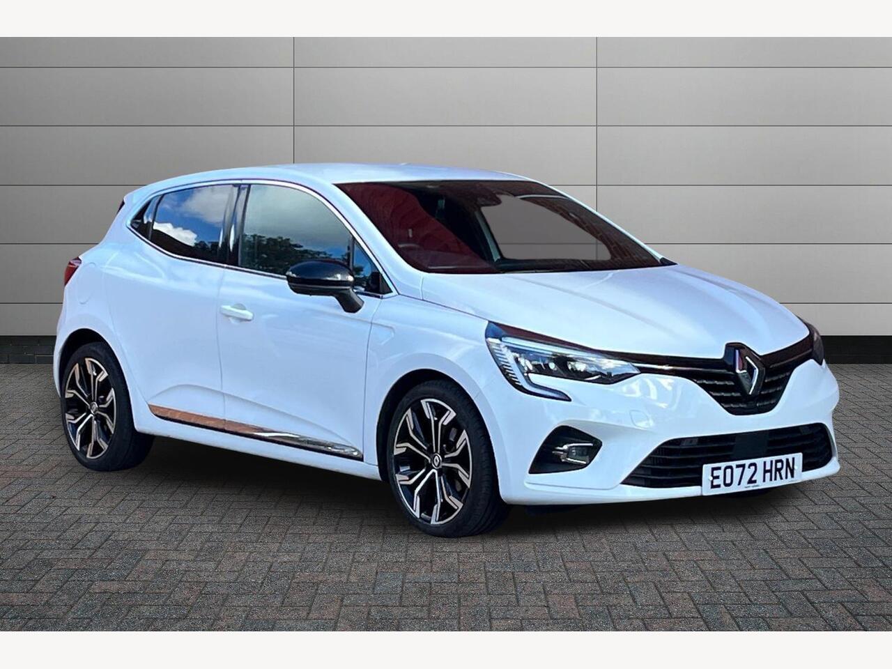 Main listing image - Renault Clio