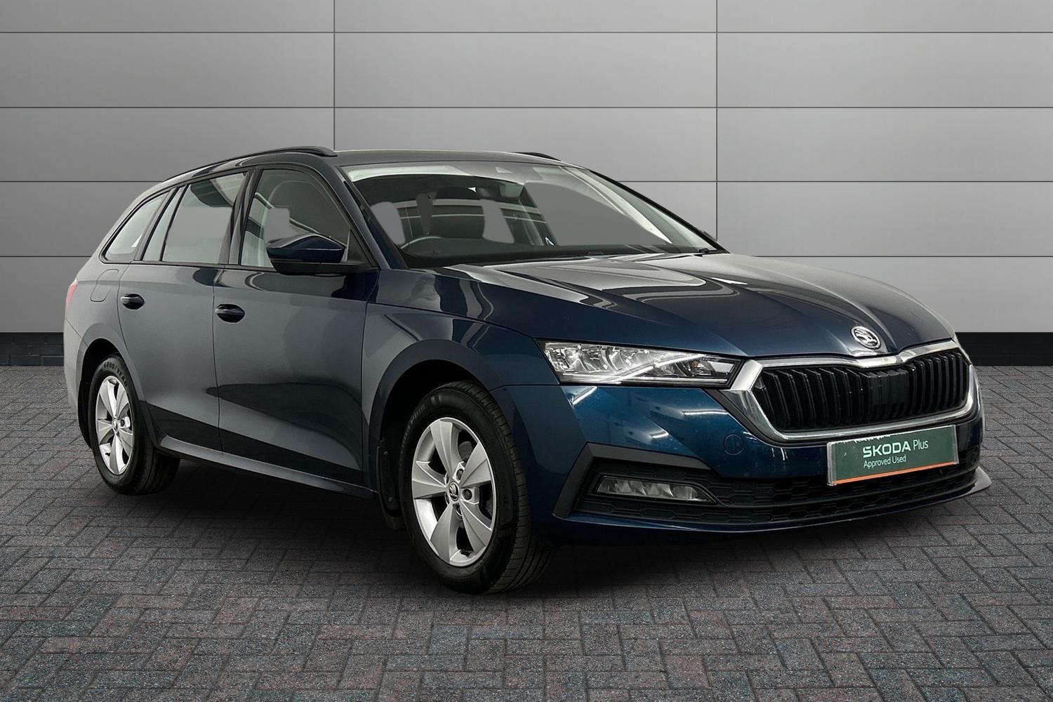 Main listing image - Skoda Octavia Estate